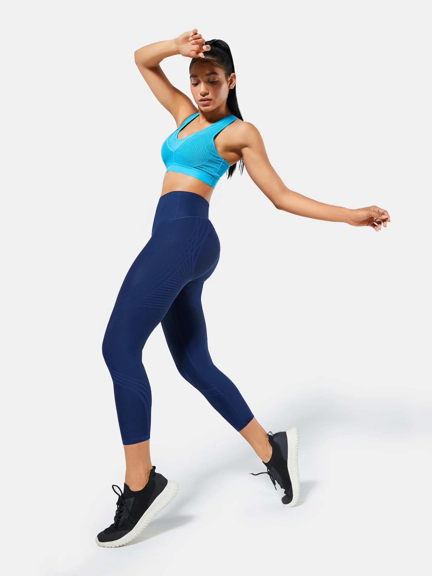 Body Sculpt 7/8 Leggings (Reversible Wear) - Image 32
