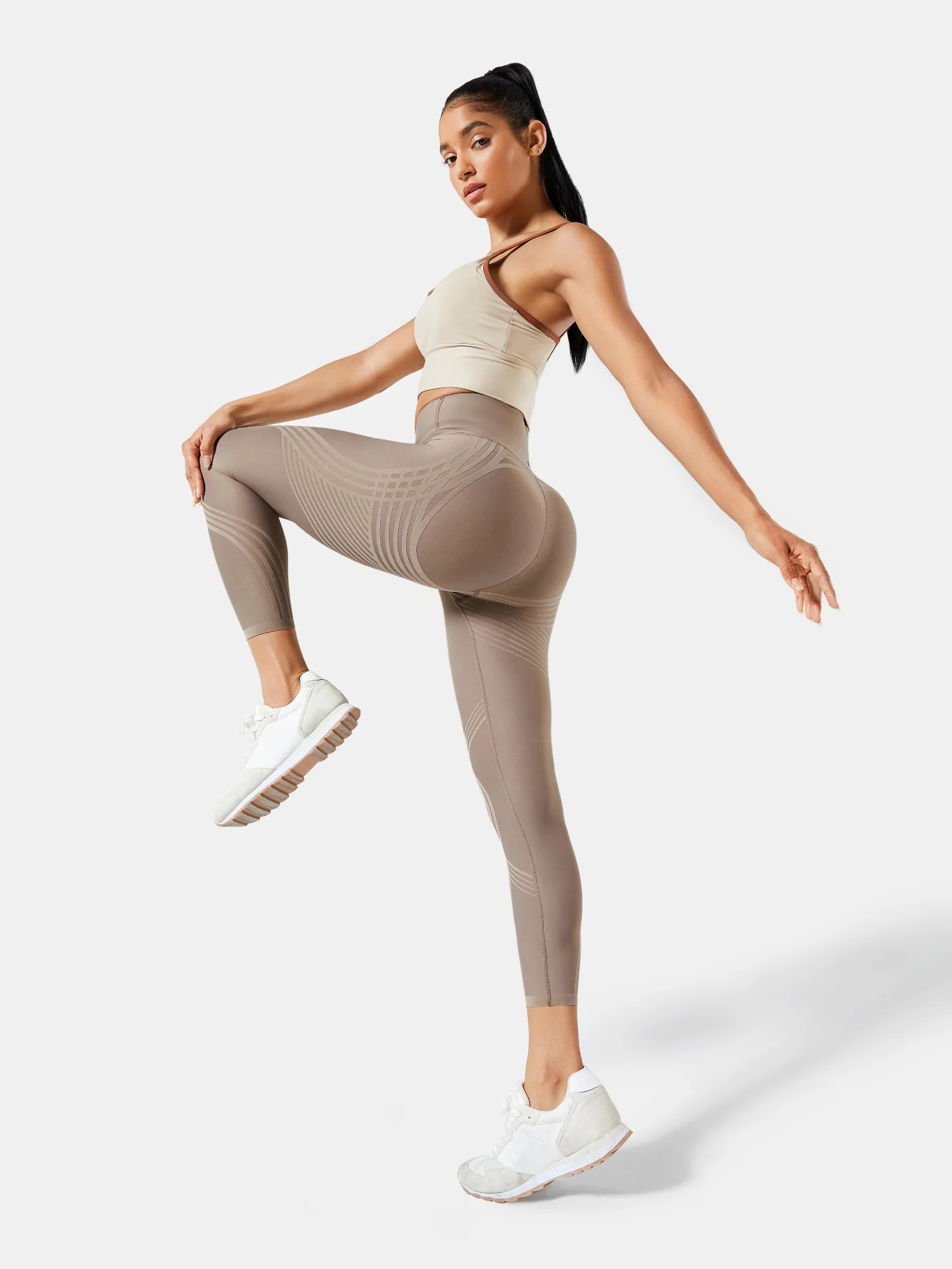 Body Sculpt 7/8 Leggings (Reversible Wear) - Image 44