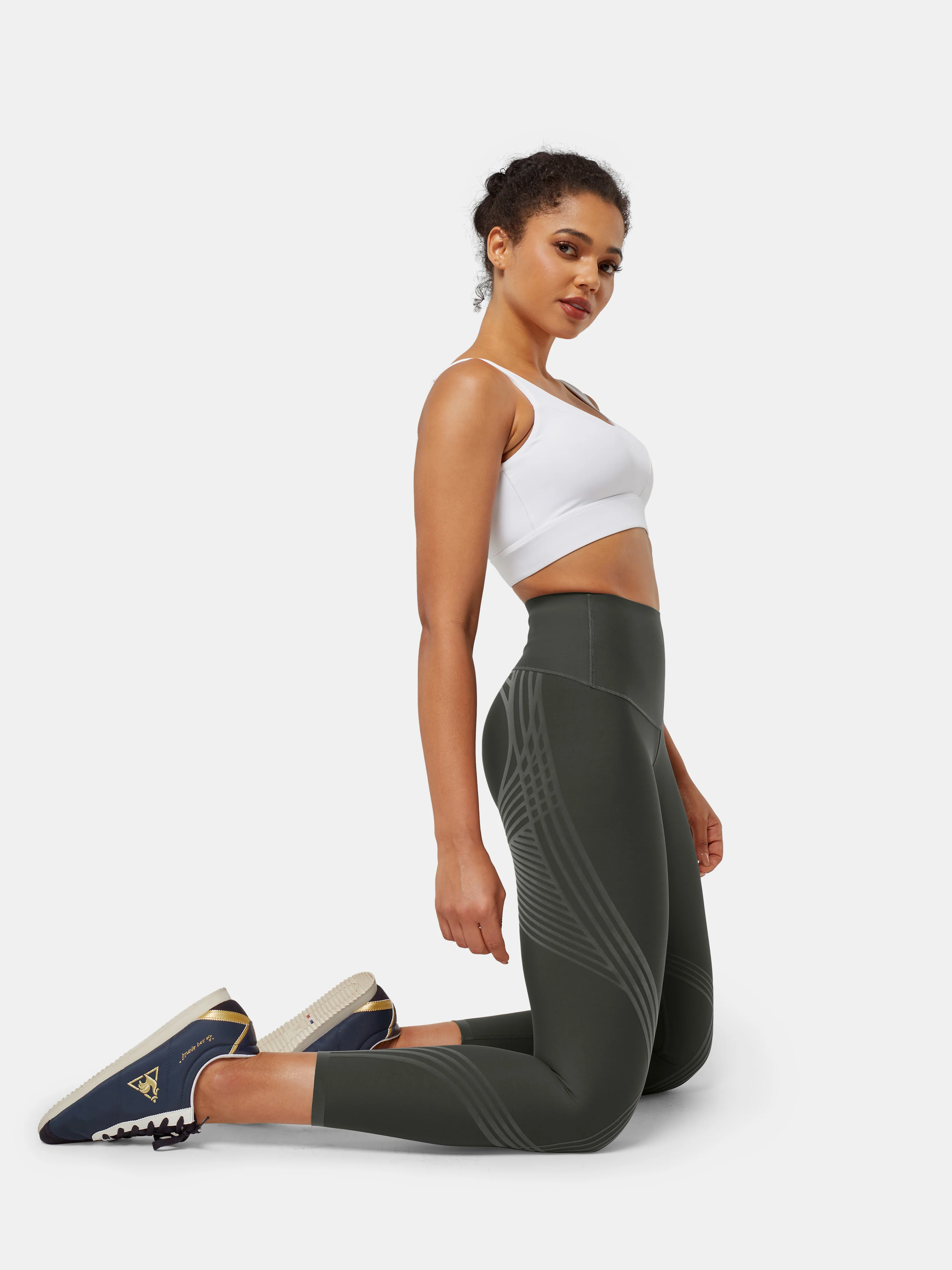 Body Sculpt 7/8 Leggings (Reversible Wear) - Image 59