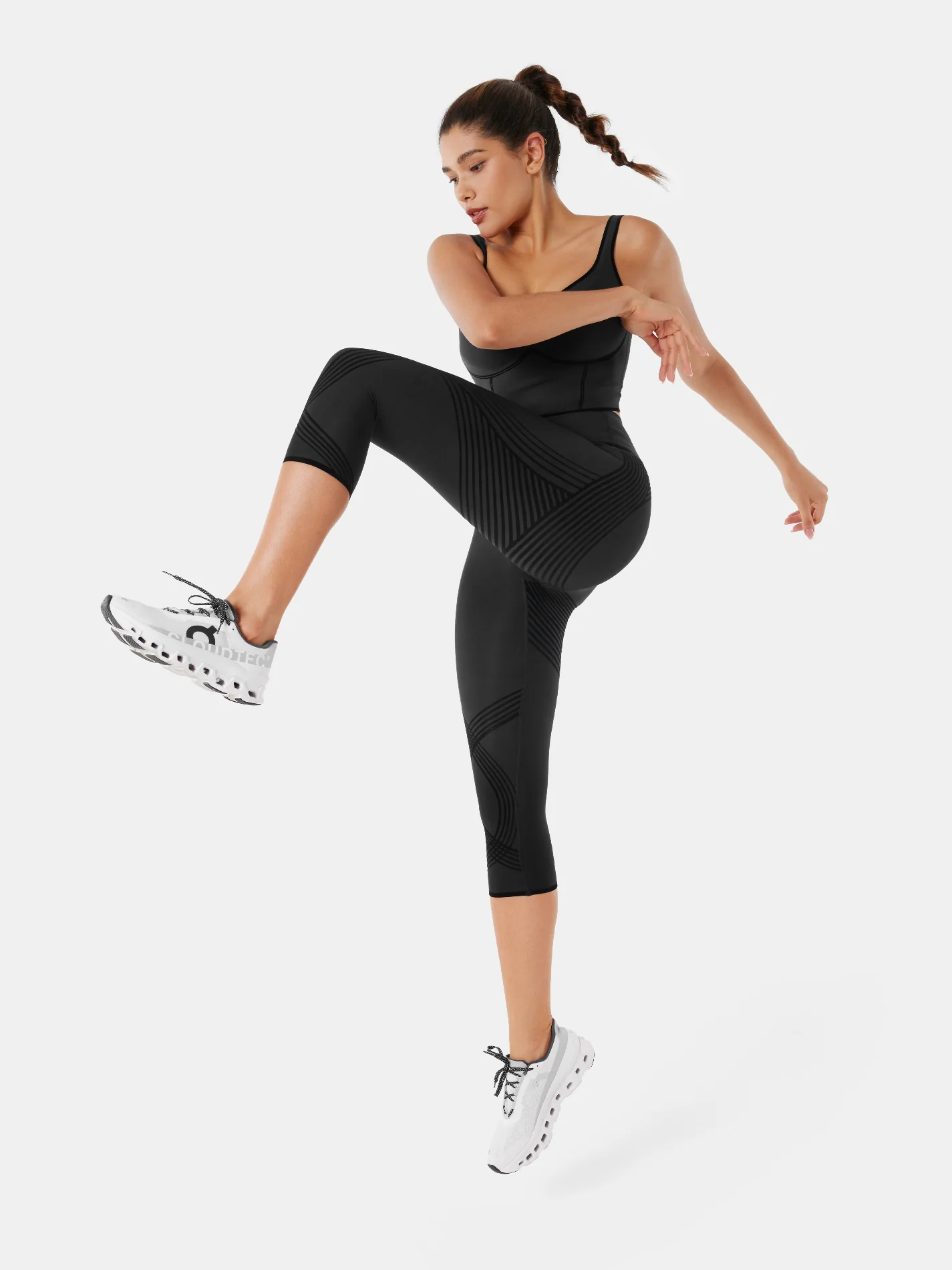Body Sculpt Capri Leggings (Reversible Wear) - Image 6