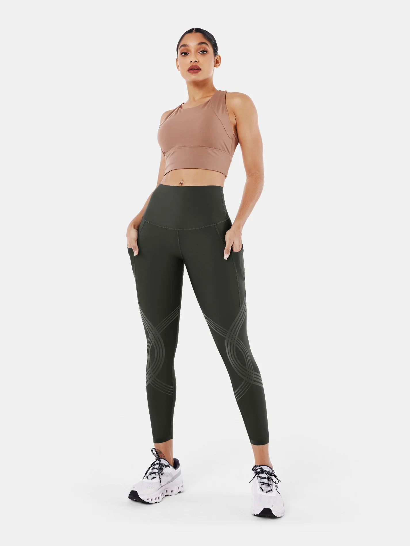 Body Sculpt Side Pocket 7/8 Leggings - Image 40