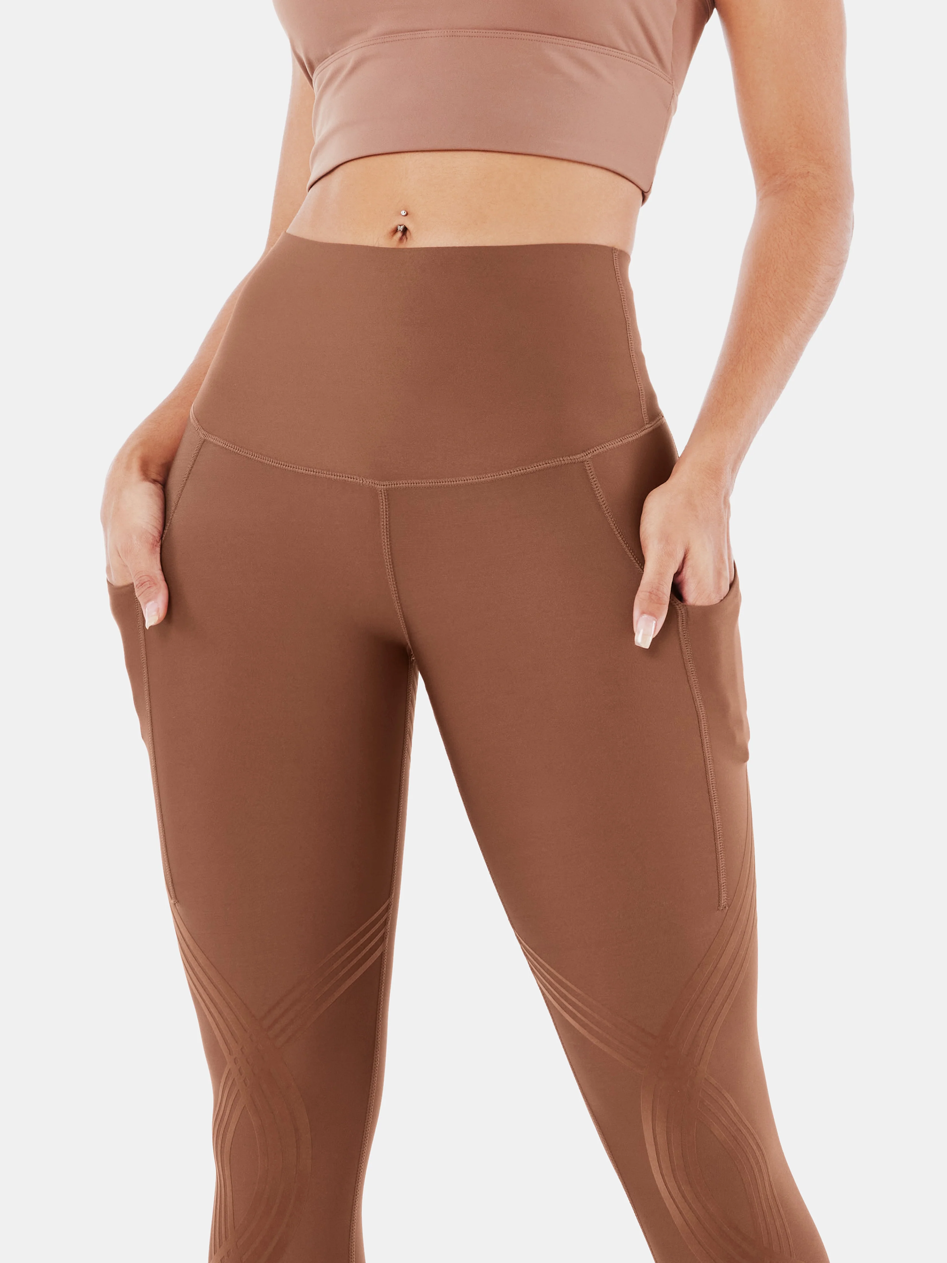 Body Sculpt Side Pocket 7/8 Leggings - Image 41