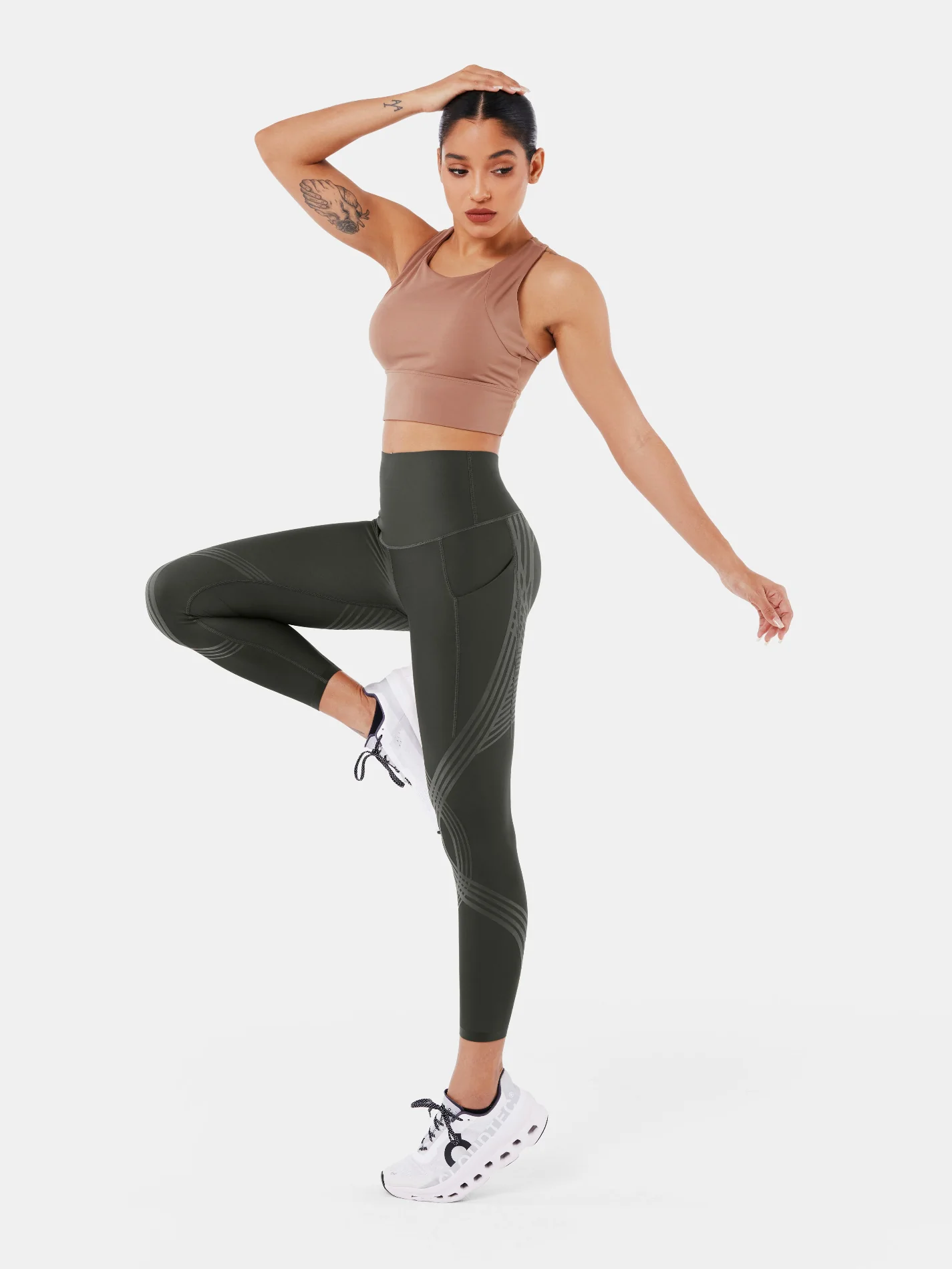Body Sculpt Side Pocket 7/8 Leggings - Image 47