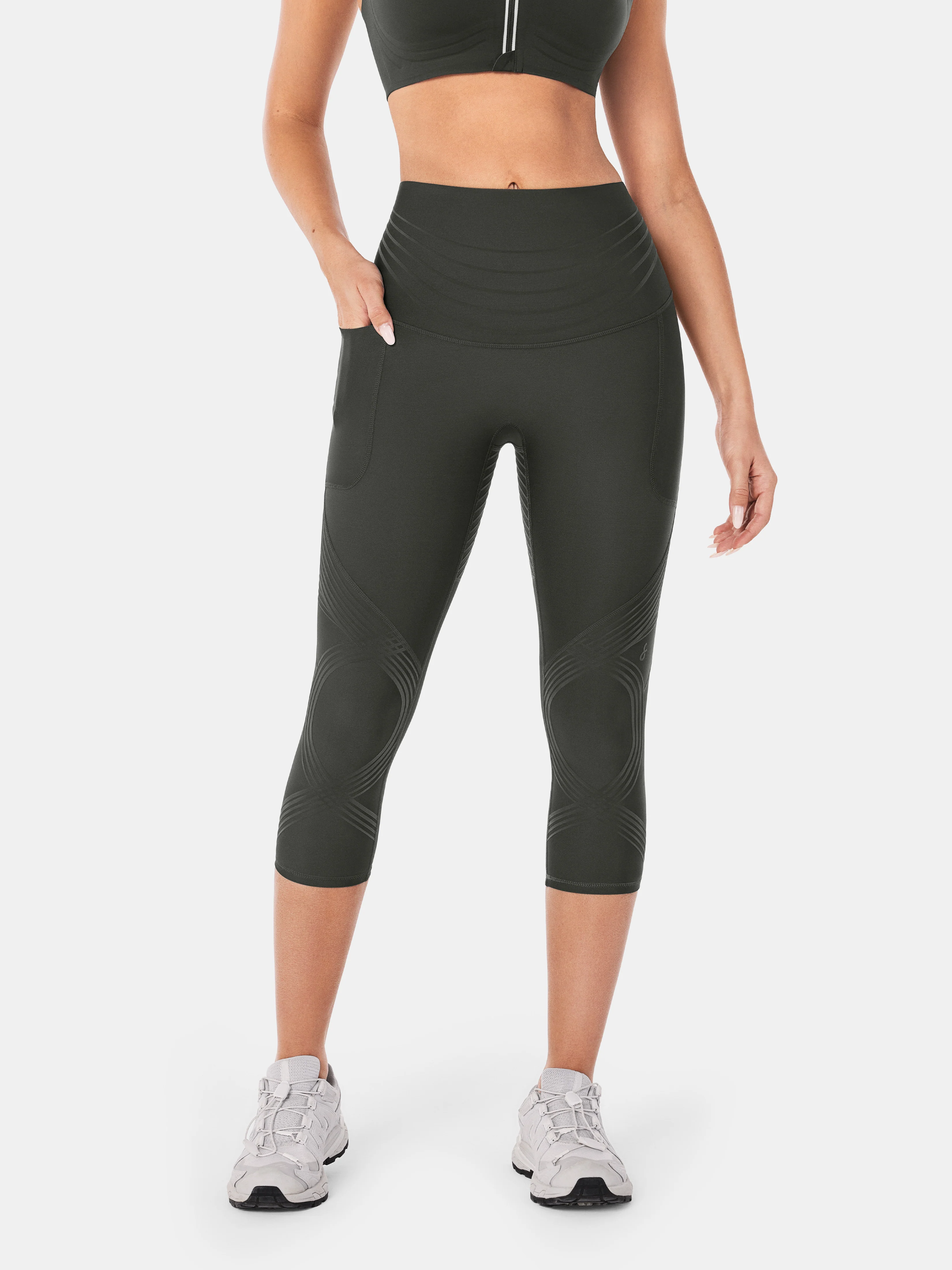 Body Sculpt Side Pocket Capri Leggings - Image 56