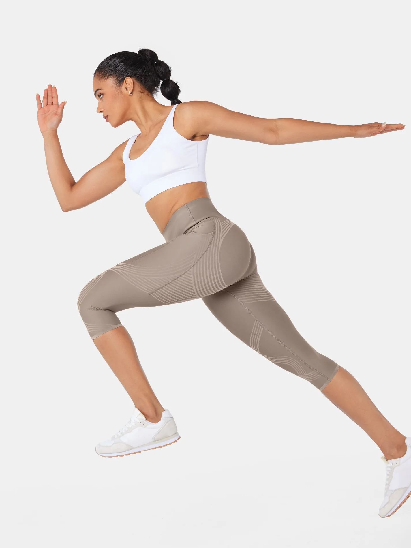 Body Sculpt Side Pocket Capri Leggings - Image 31