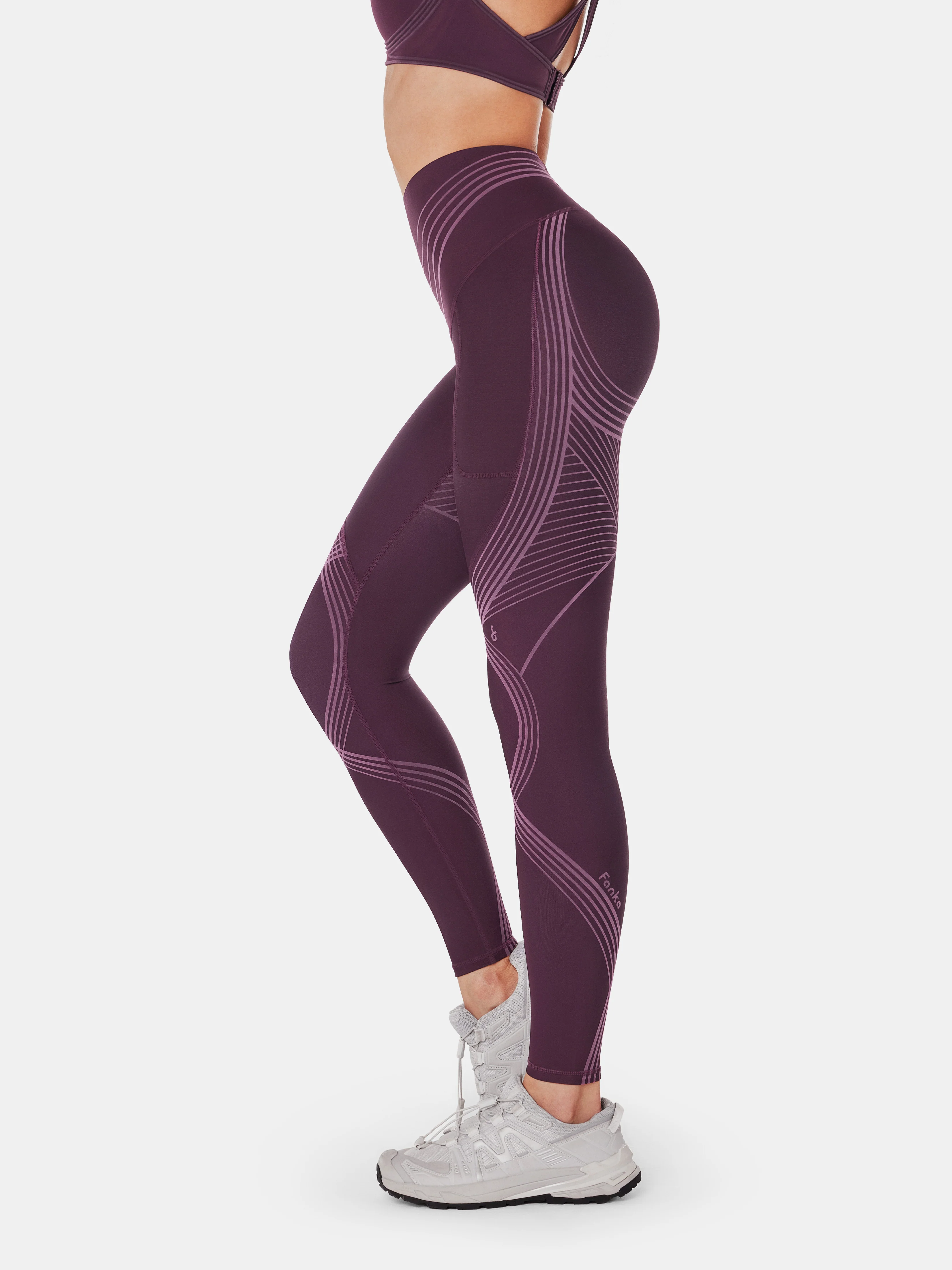 Body Sculpt Side Pocket Leggings 2.0 (Reversible Wear) - Image 10