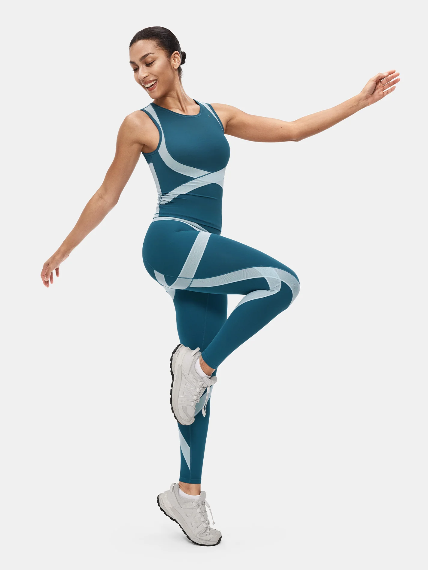 PowerBand Resistance FlowX Tank Top - Image 14