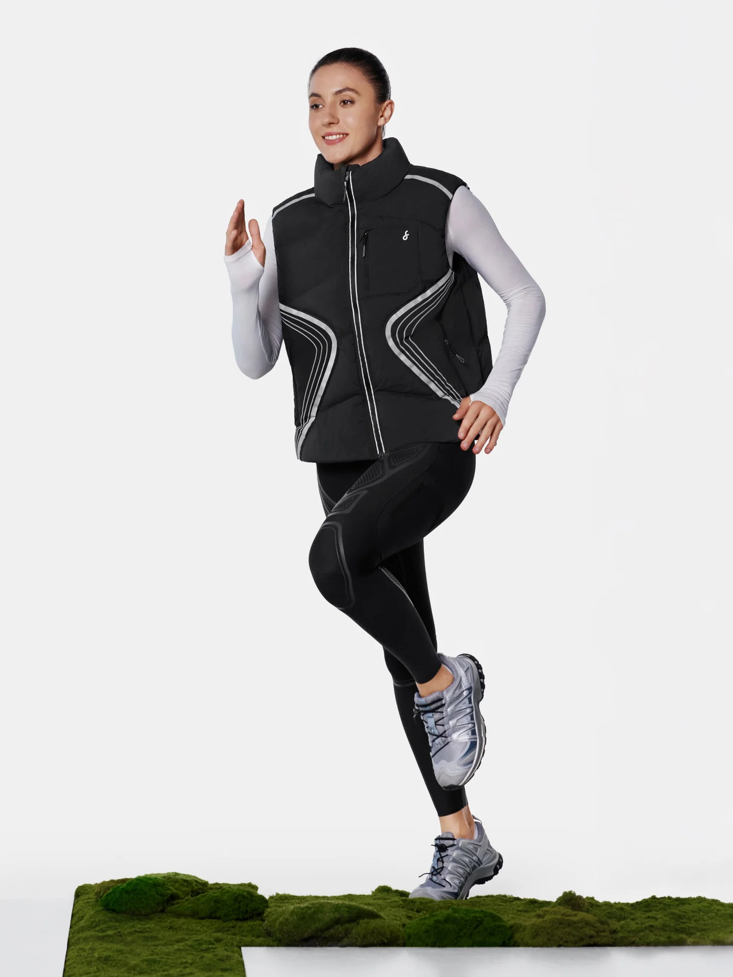 SpeedTrek Down Vest - Image 5
